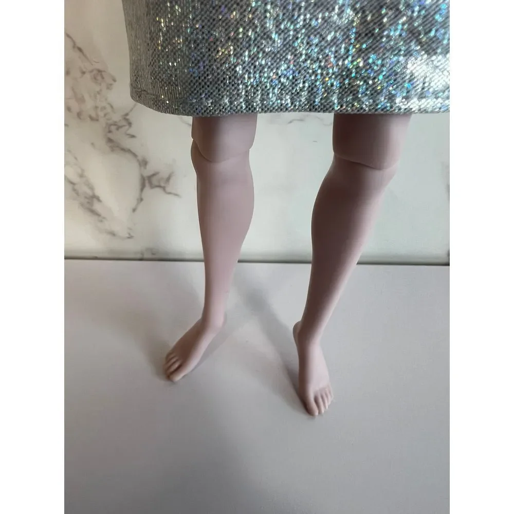 Hotel Transylvania Mavis Doll 2017 – Silver Dress, Bendable Arms & Legs 10